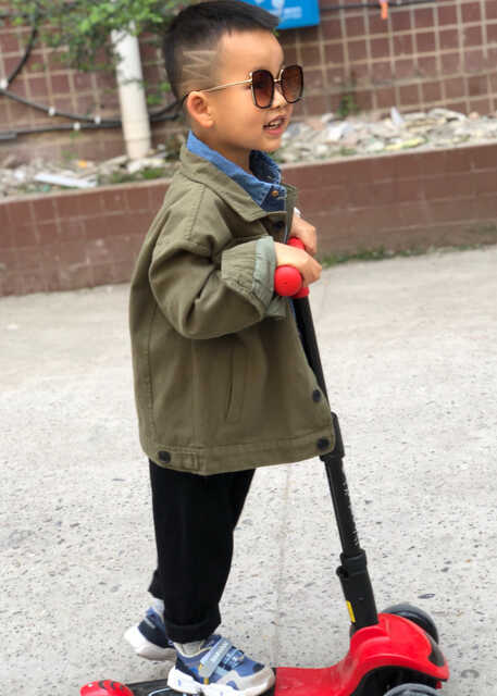 模特-