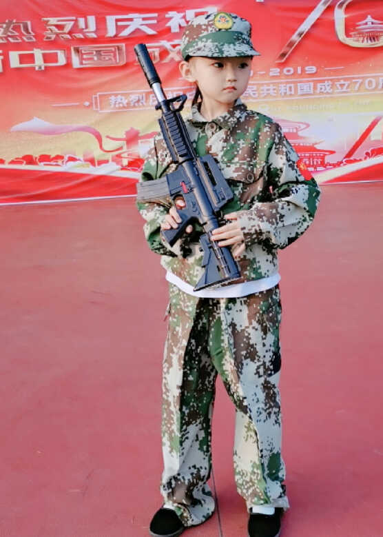 模特-