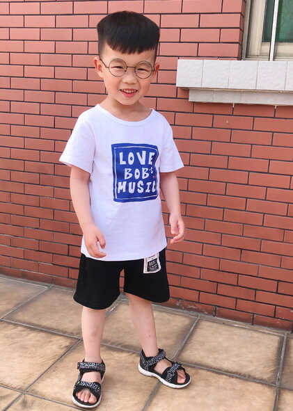 模特-