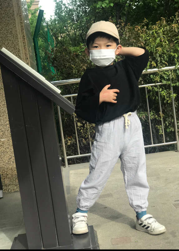 模特-