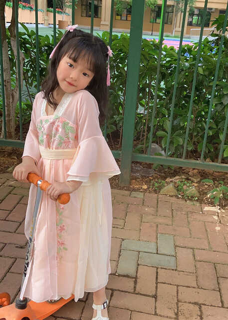 模特-