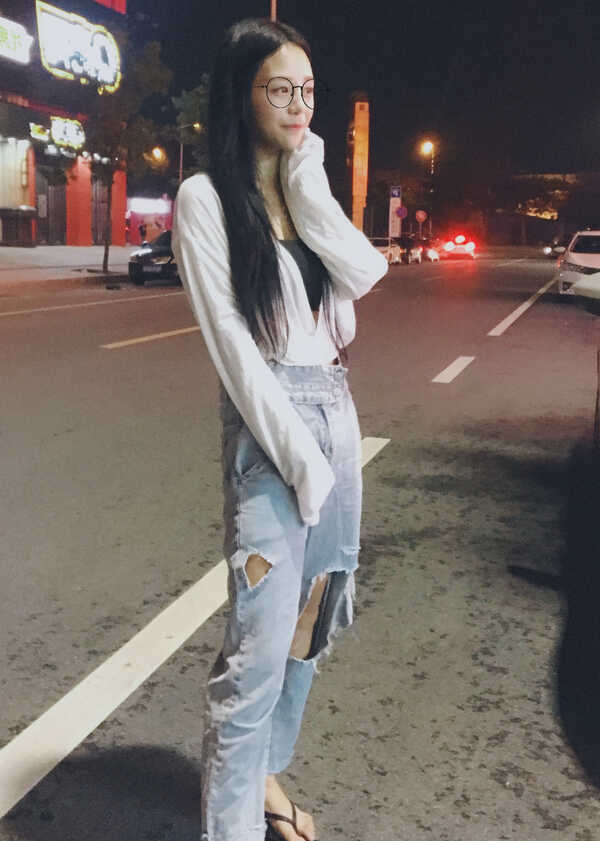 模特-