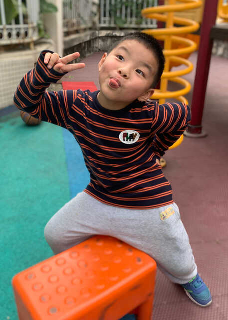 模特-
