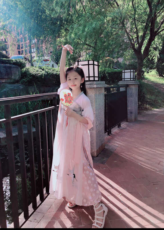 模特-