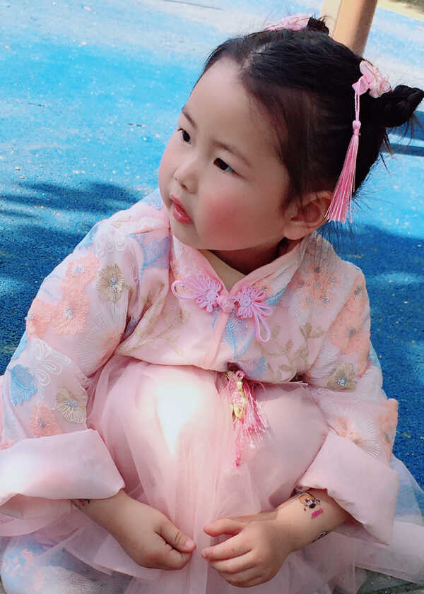 模特-