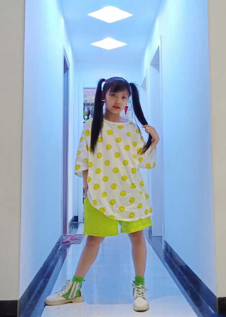 模特-