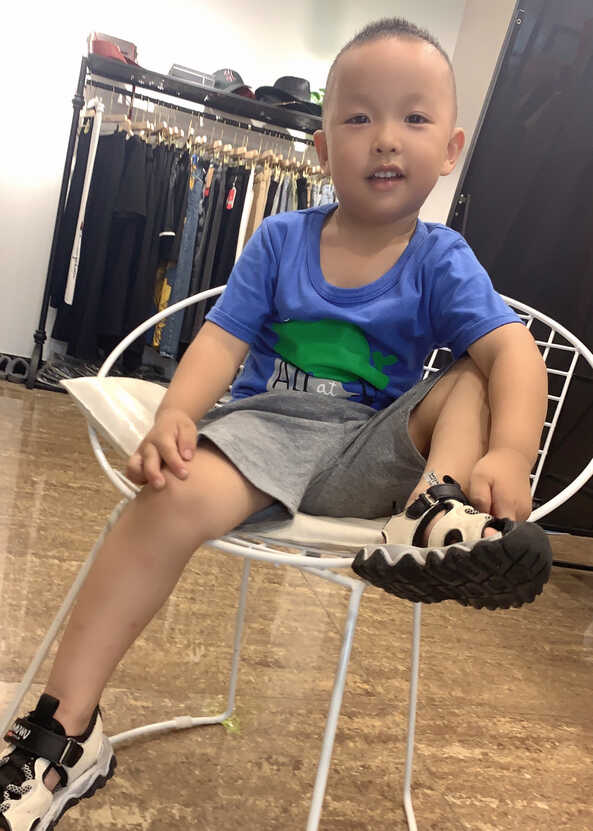 模特-