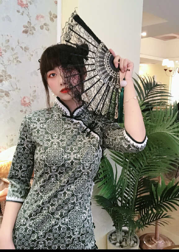 模特-