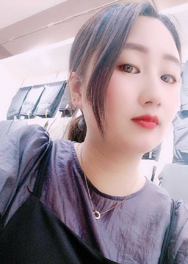 模特-