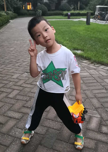 模特-