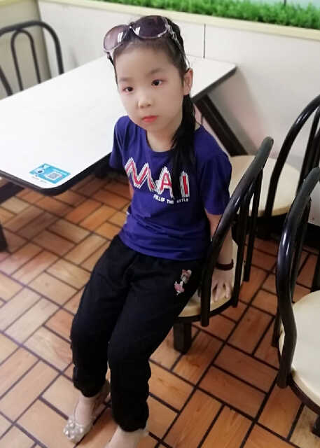 模特-