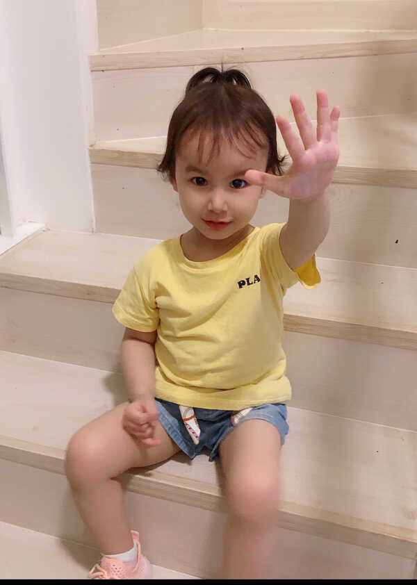 模特-