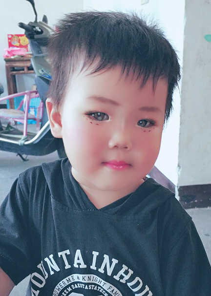 模特-