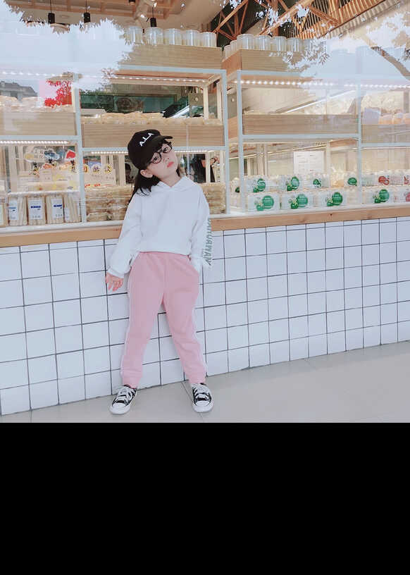 模特-