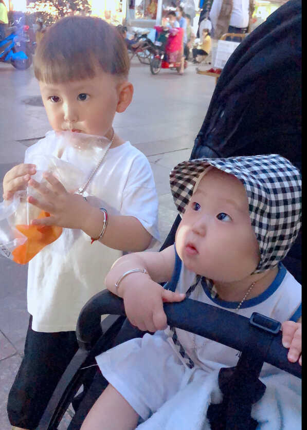 模特-