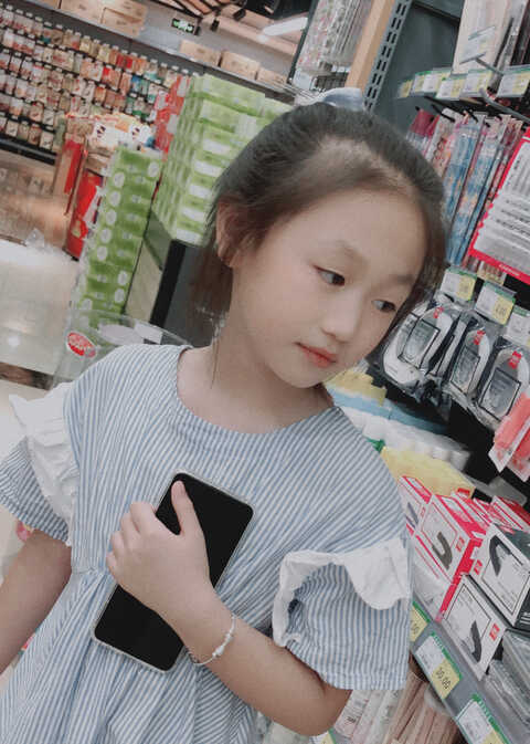 模特-