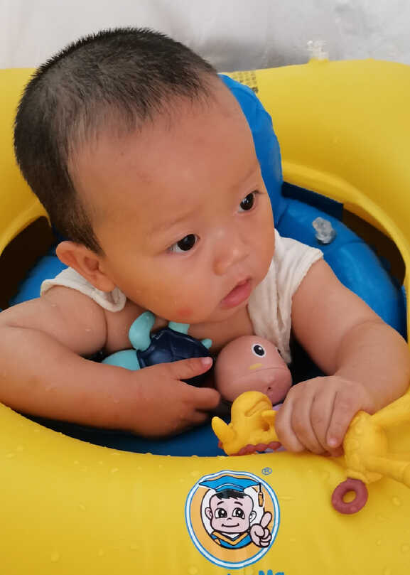 模特-