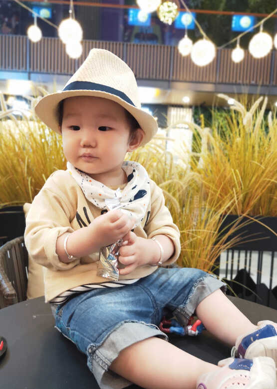 模特-