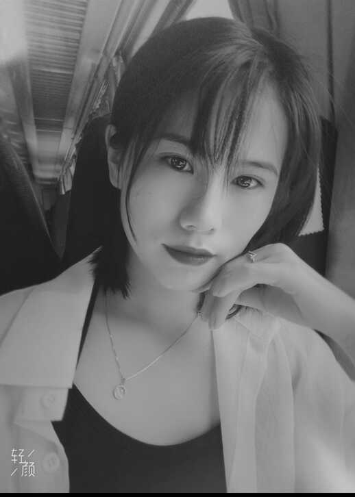 模特-