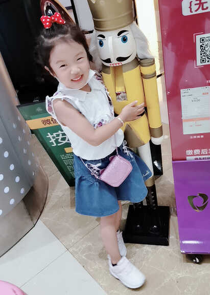 模特-