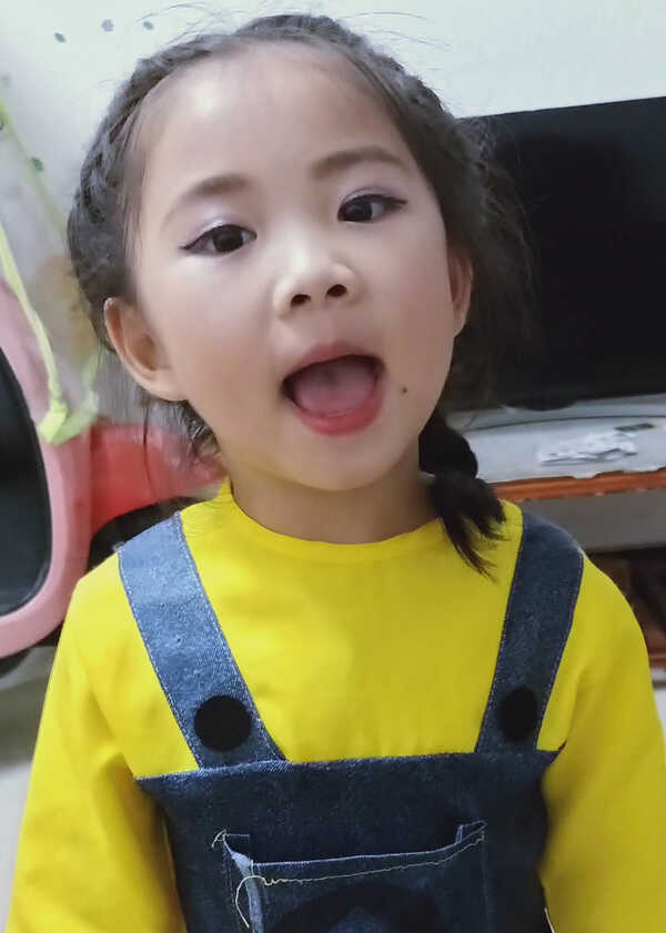 模特-