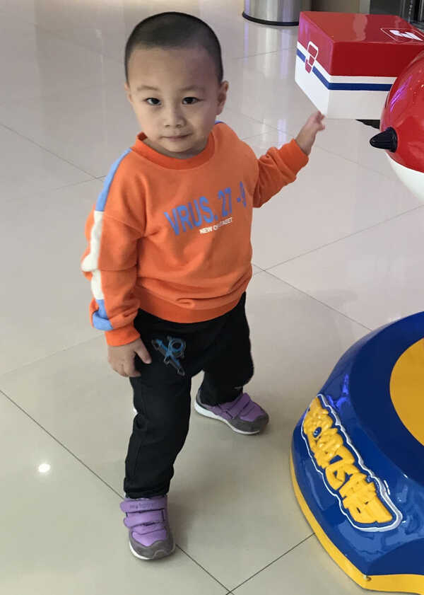 模特-