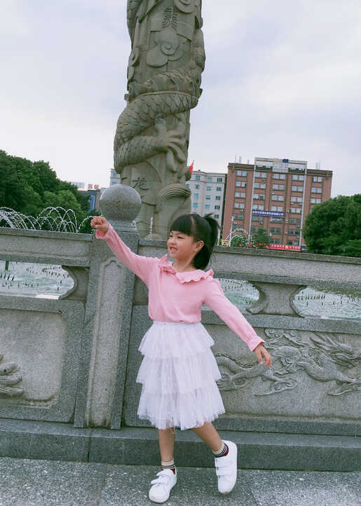 模特-