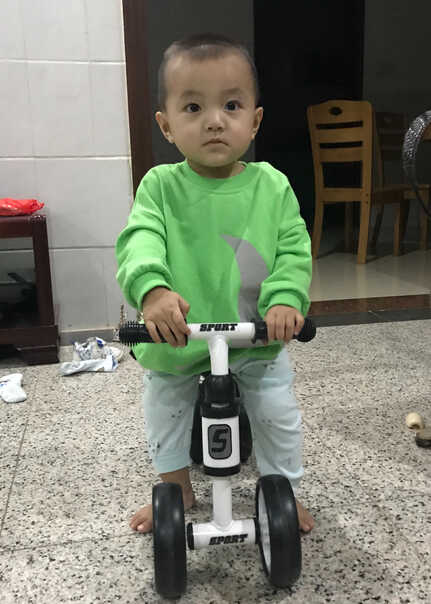 模特-