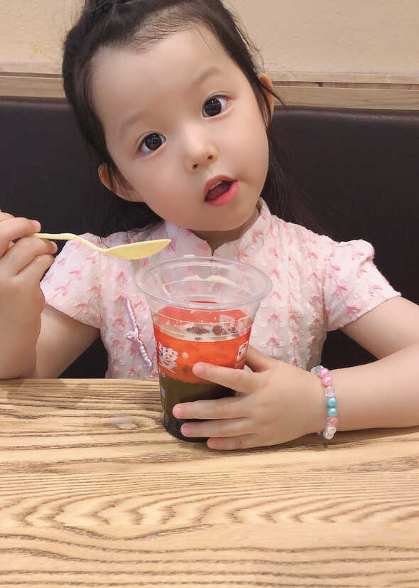 模特-