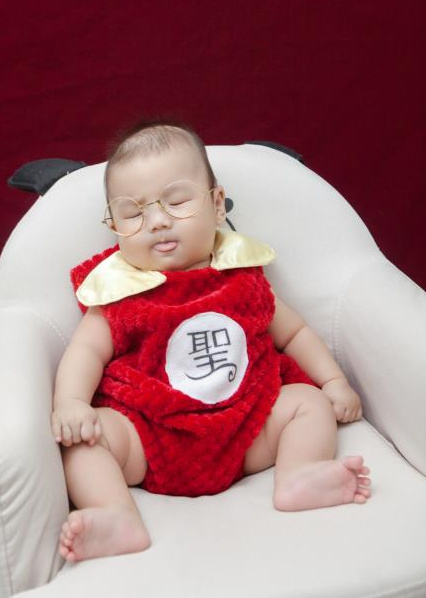 模特-