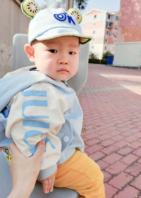 模特-