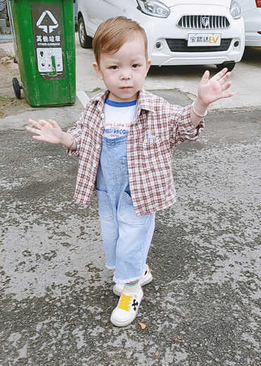模特-
