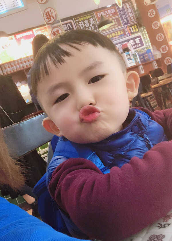 模特-