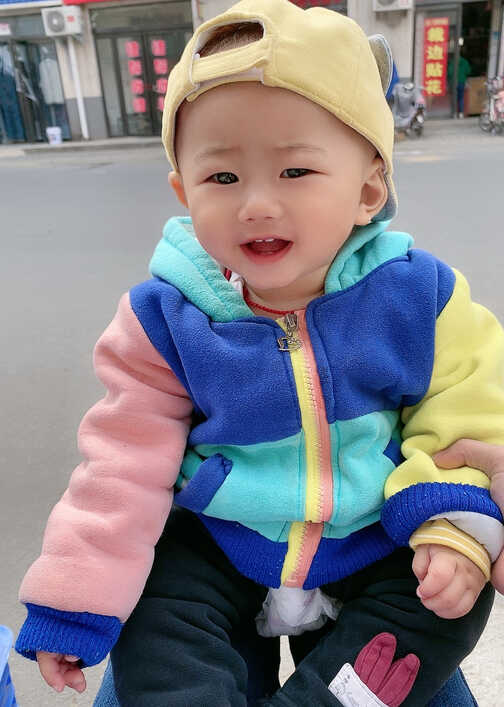 模特-