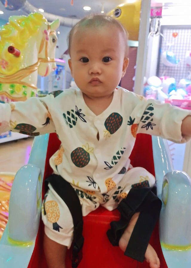 模特-