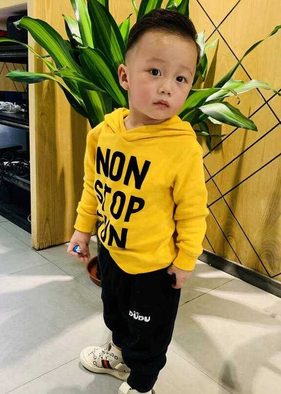 模特-
