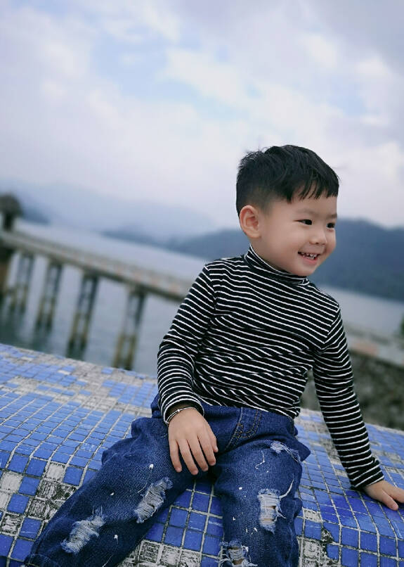 模特-