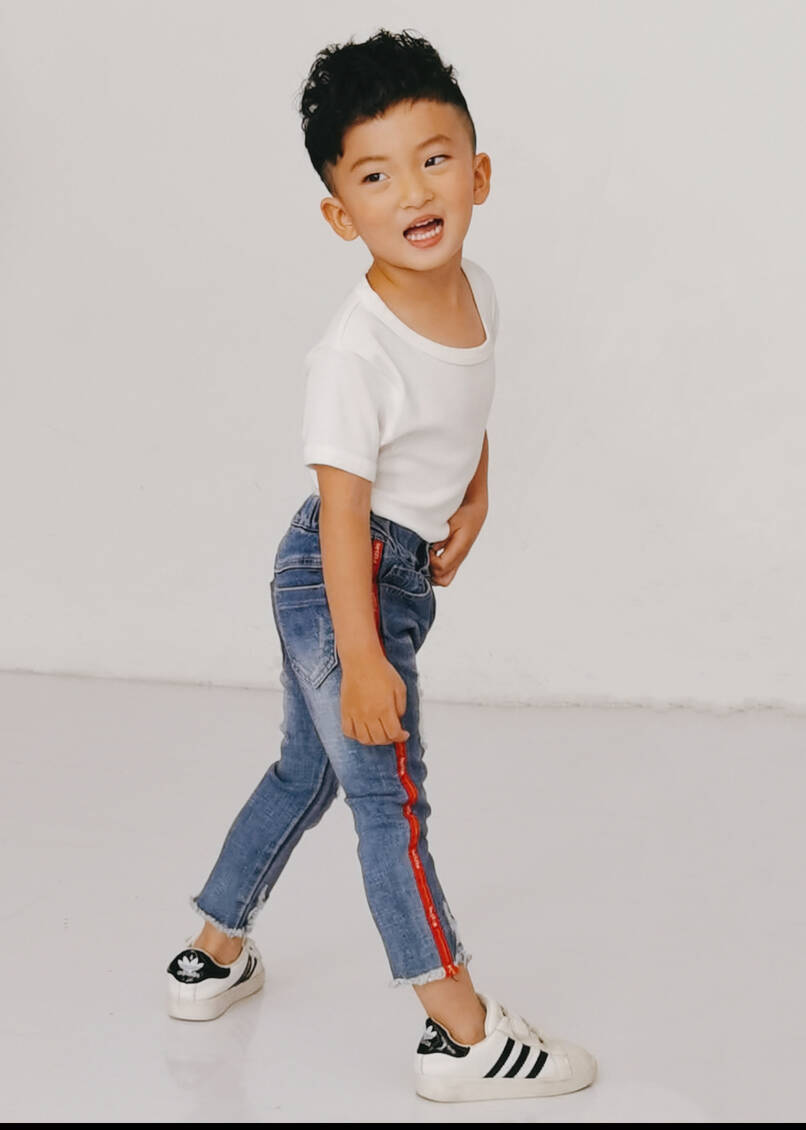 模特-