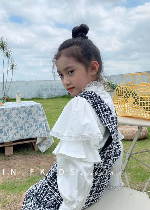 模特-