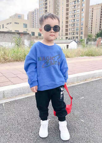 模特-