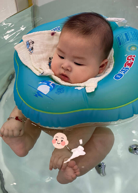 模特-