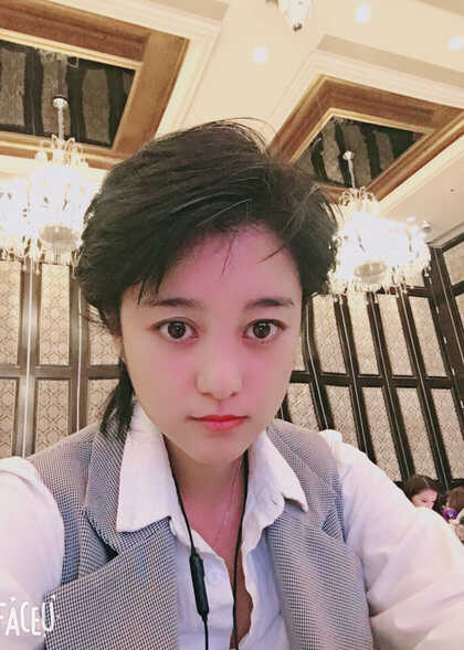 模特-