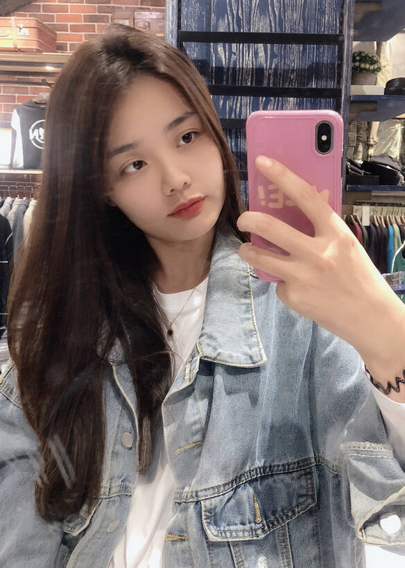 模特-