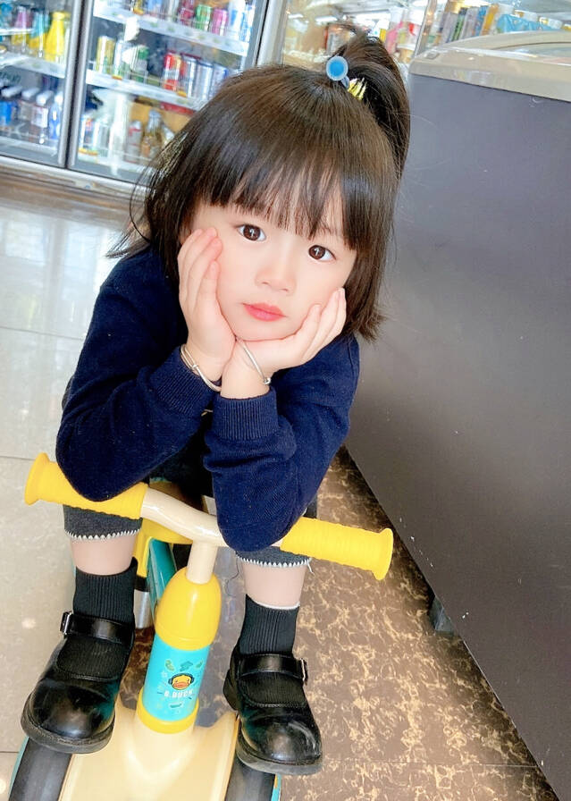 模特-