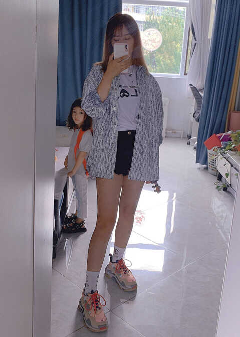 模特-