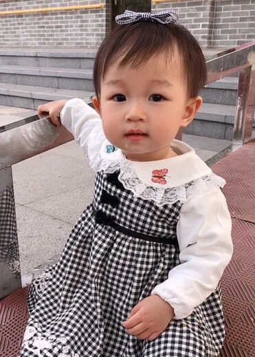 模特-