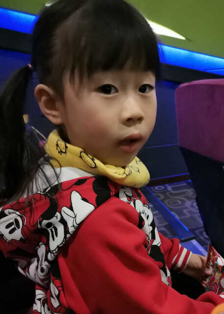 模特-