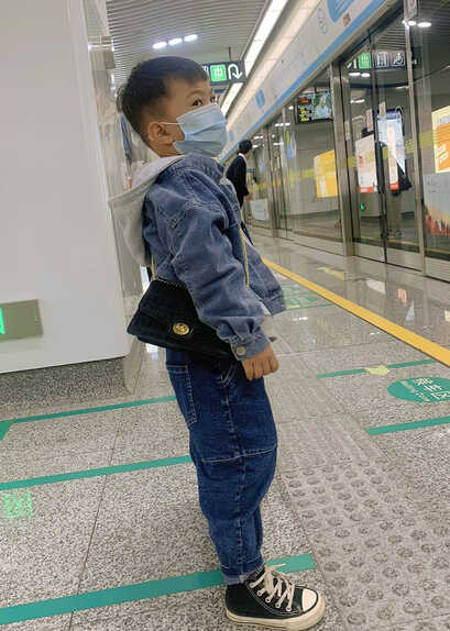 模特-