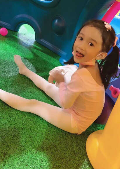 模特-