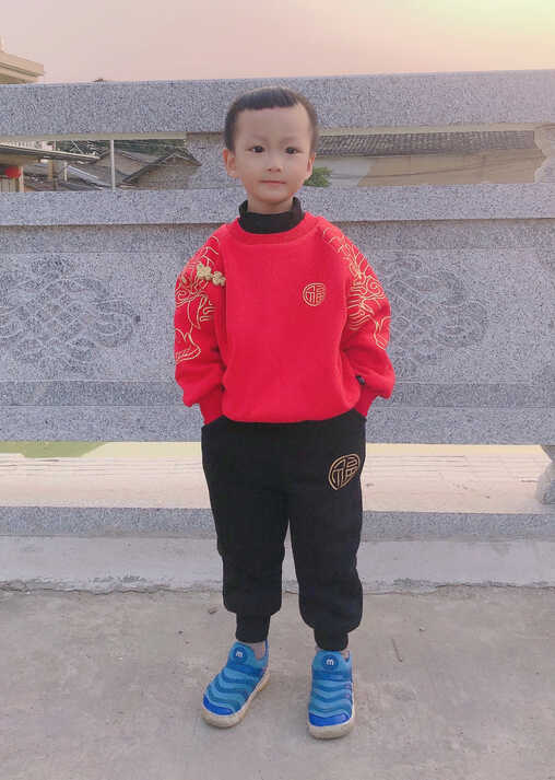 模特-